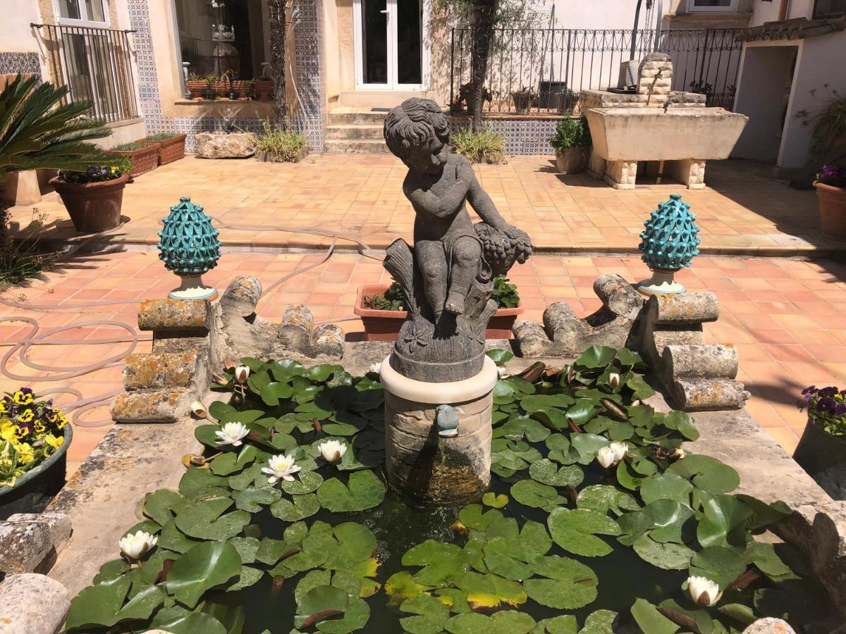 Casale Rocca Fiorita Bed & Breakfast Acate ภายนอก รูปภาพ